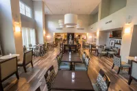 Hampton Inn & Suites Berkshires-Lenox - breakfast