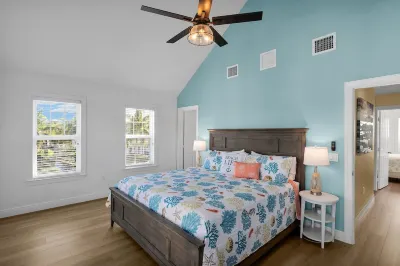 NEW UPDATED Villa- Coral Lagoon 3bed 2.5 bath Luxury Home