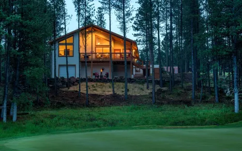 Angel Fire Country Club custom home only 5 minutes from ski lifts