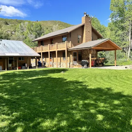 Cozy Utah Cabin