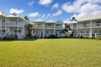 Majestic Marina View- 2/2.5 townhome looking over Hawks Cay Marina.