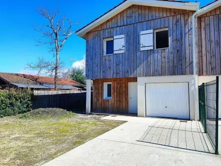 "navar'house "maison Neuve 3 Ch.7 Pers. A Proximité du Lac, Idéal Pour Familles Отели в г. Бискарросс