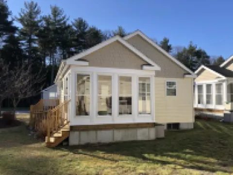 Beautifully updated cottage!