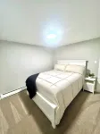 Bright Airy Upper Level Unit
