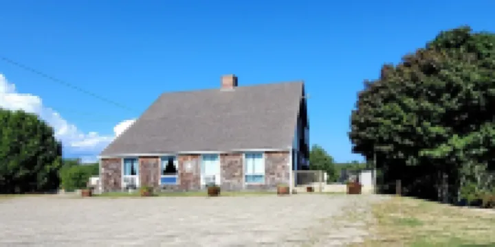 Perfectly Centered in the Birch Harbor Village!