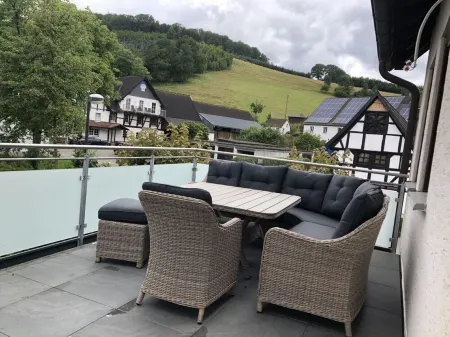 Ferienwohnung Grewe mit 77qm und Balkon - in Ruhiger Lage