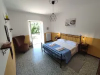 Michelangelo - spacious apartment with view in La Morra