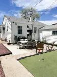 Centrally located updated home - de charme