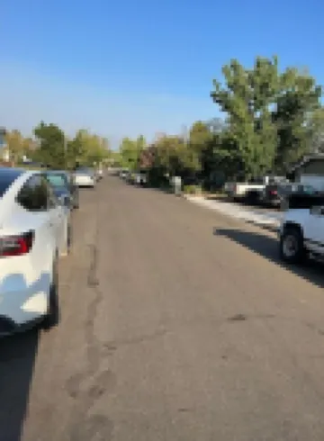 Solar Half-Plex with Chic Style in Country Glen