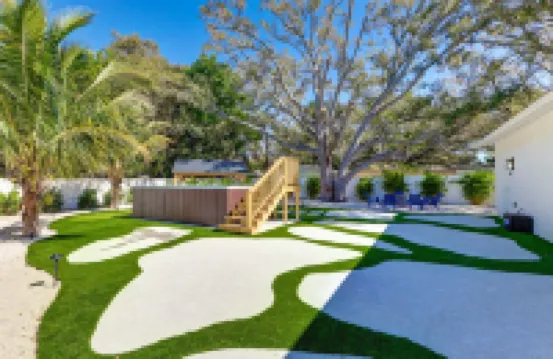 New listing! Relaxing oasis. Fully furnished!