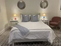 Private Modern Bedroom In a Central Location Hotel di Nantucket