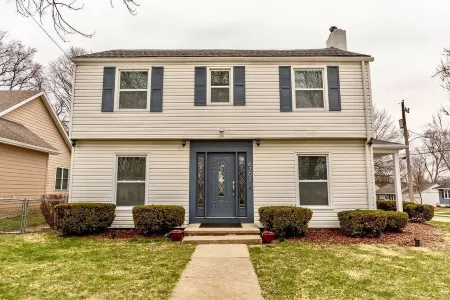 New Remodel! Arcade Games, Png Png, Skee Ball, Access to Pool. WE Have IT All!