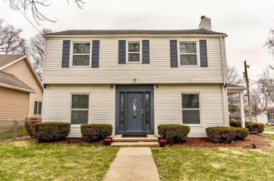 New Remodel! Arcade Games, Png Png, Skee Ball, Access to Pool. WE Have IT All!