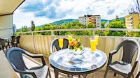 Vacation apartment in Würzburg city with balcony incl. parking in front of the door