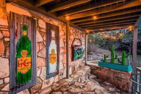 Cielo Vista - 5 Bedroom | Pool + Hot Tub + River Access