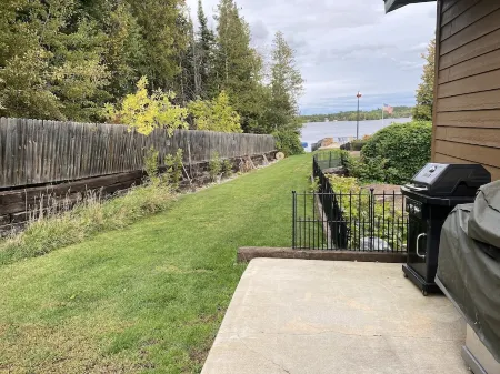 Fishermen, snowmobilers!! Good fishing for Walleye, Bass, Northern & Musky 🎣