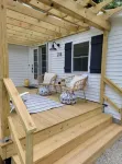 Lake Getaway at Coventry Lake! close to Uconn