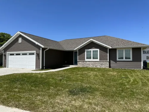 Wander Back Inn to Elkhart Lake Hotel a Elkhart Lake