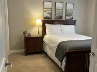 The Watson Townhome in Rock Barn Country Club & Spa Ξενοδοχεία στην πόλη Clines