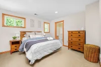 Cozy 2BR - Heated Bath Floors - Close To town