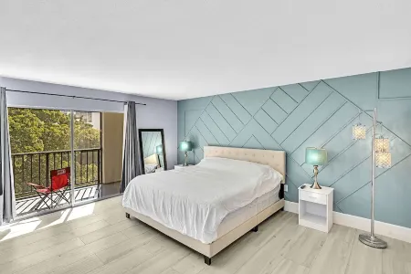 One Bedroom Steps Away From The Beach | Pool!