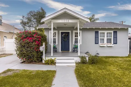 Adorable Guest Suite/Monrovia Old Town/Pasadena/COH Отели в г. Монровия