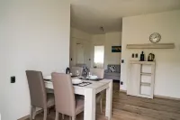 House stefi 2 M0230450730
