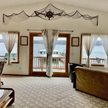 Lake Superior View ~ Convenient ~ In town