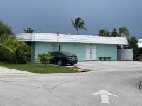 BEACH HOUSE Walk to Private Beach, Pool, & Restaurants Hotels in der Nähe von Santa Lucia River Club