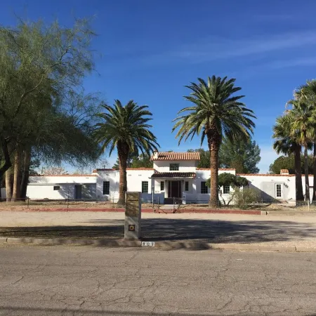 Amazing luxury rental in historic house in central tucson.