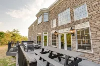 5 -Star Luxury Mountain Getaway - Grandview Lodge - Pool Opens Around April 15