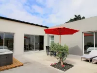 Villa le Nid Des Dunes & Spa-1 Front de Mer サンテックのホテル