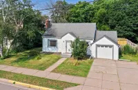 Pinky Promise You’ll Love It! Perfect for Brides, Bachelorettes & Girls Weekend