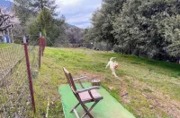 Experience Luxury: 3000 Sq. Ft. Retreat with Private Dog Park near Yosemite!