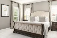 PARADISE FOUND<br>Lakefront - Pool - Beautiful Views