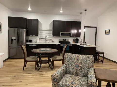 BRAND NEW Alaskan Cozy Cottage, Great Location!