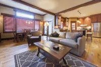 Charming Downtown Frankfort  Condo overlooking Betsie Bay