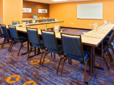 Courtyard Binghamton Hotels in Vestal