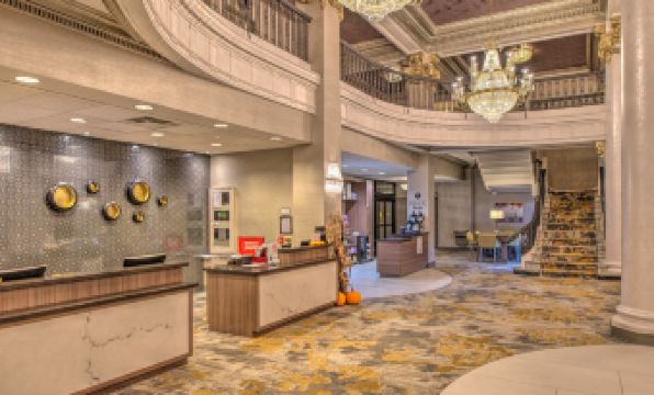 DoubleTree by Hilton Utica