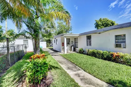 Prime location, Pineapple district, walk to Atlantic, 1bd, pets