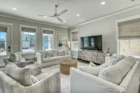Gorgeous Inlet Beach Home close to 30A * 4 min walk to Beach * Bike to Rosemary