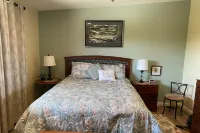 AWESOME Sunsets by the Heated Pool, putting green, hot tub & Tucson Night Lights Hotel a Tanque Verde