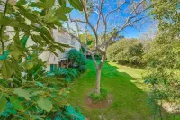 The Beachbird - Near Seaworld, The Beach and Downtown! AC in rooms! Hotel a Misson Bay / Loma Heights