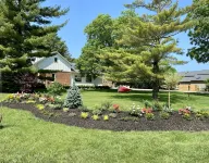 Vintage, restored home w/ pool, hot tub & courtyard-just blocks to town & beach