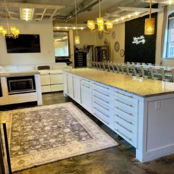 Luxury Awaits! 9,000 SF Mansion with 14 Bedrooms 5 Baths Theater Room Seats 20!