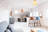 Ferienwohnung Lindau mit Seeblick und Alpenblick, Ruhig Gelegen mit Terrasse Hotels in Lindau