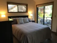 Escape to Whispering Woods #454!! --- Mt. Hood Village, OR