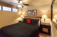 Beautiful Oceanfront Kona Reef Resort Private Top Floor Condo A33, AC throughout - Wifi