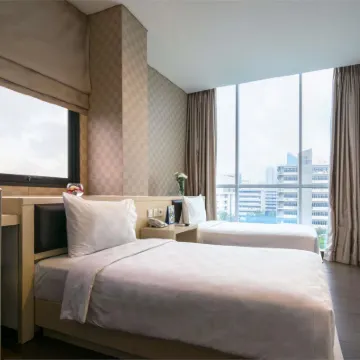 Hotel 88 Grogol Jakarta by WH Hotels near Jakarta Aquarium & Safari