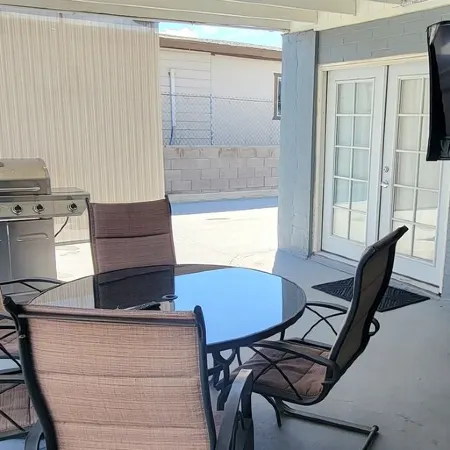 Cozy home away from home, close to lake and casinos